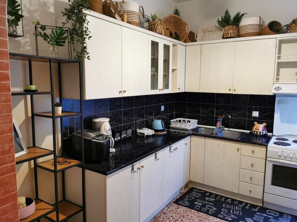 Central Apartment كالاماتا المظهر الخارجي الصورة
